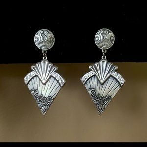 Duri signed vintage Art Deco pierced earrings❣️